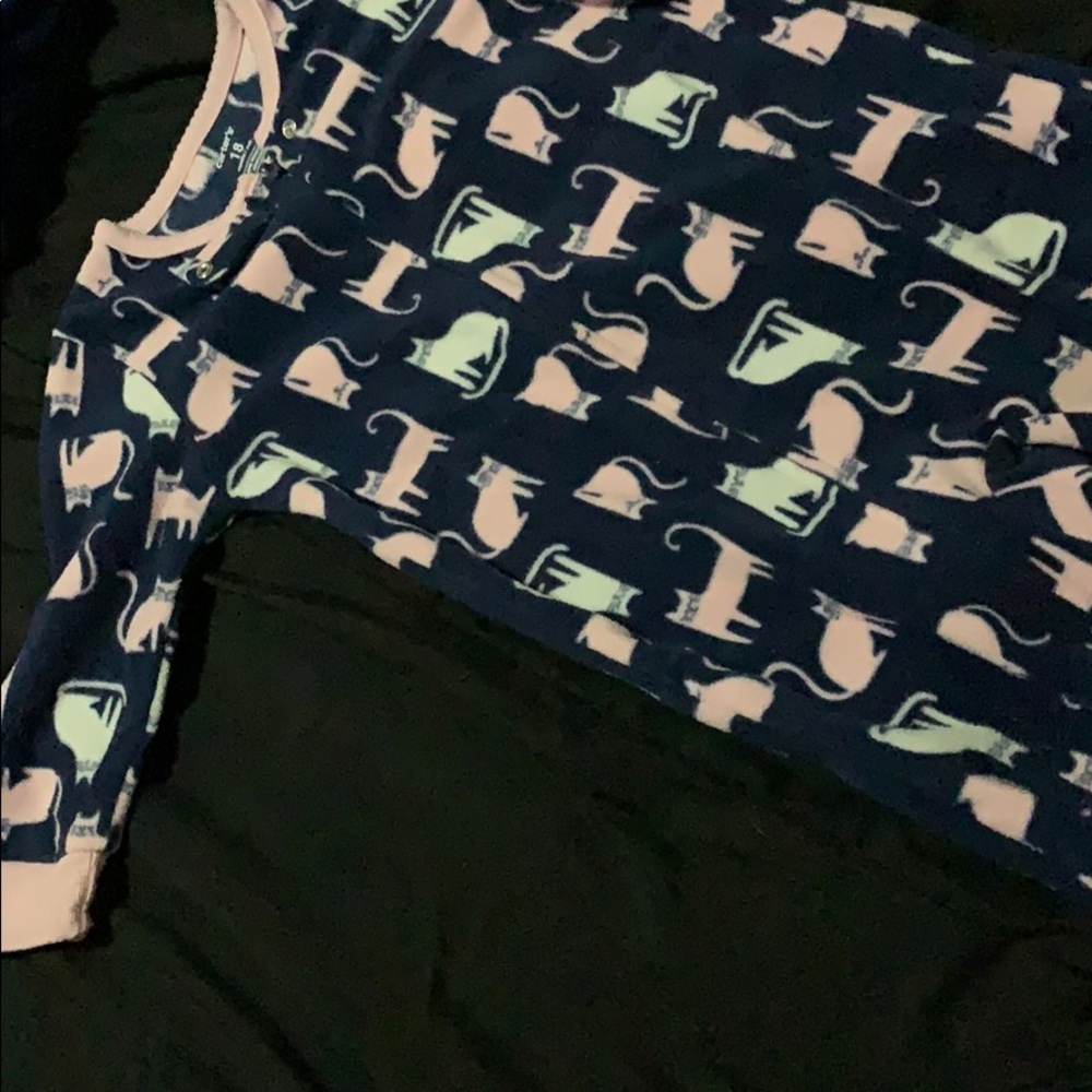 Carters Pajamas - Picture 7 of 8
